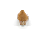 7526  nut - Photo