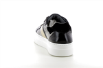 13232  100 nero - Photo